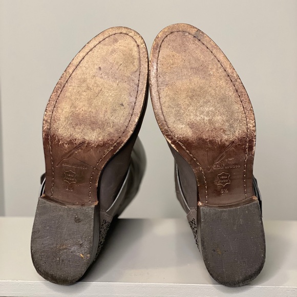 B Brian Atwood Rhinestone Buckle Boot 8 1/2 - Picture 4 of 4